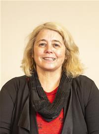 Profile image for Councillor Karen Derbyshire